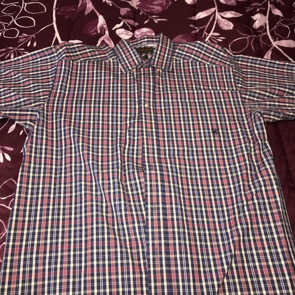 Ariat Men’s s long sleeve button down shirt